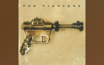 FOO FIGHTERS: Debut Studio Album (1995)